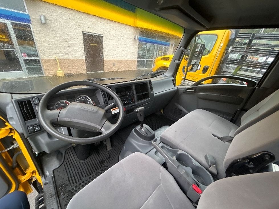 Flatbed Truck-Light and Medium Duty Trucks-Isuzu-2022-NPR-Clackamas-OR-51,609\n\t\tmiles-$ 52,500 - Image 14