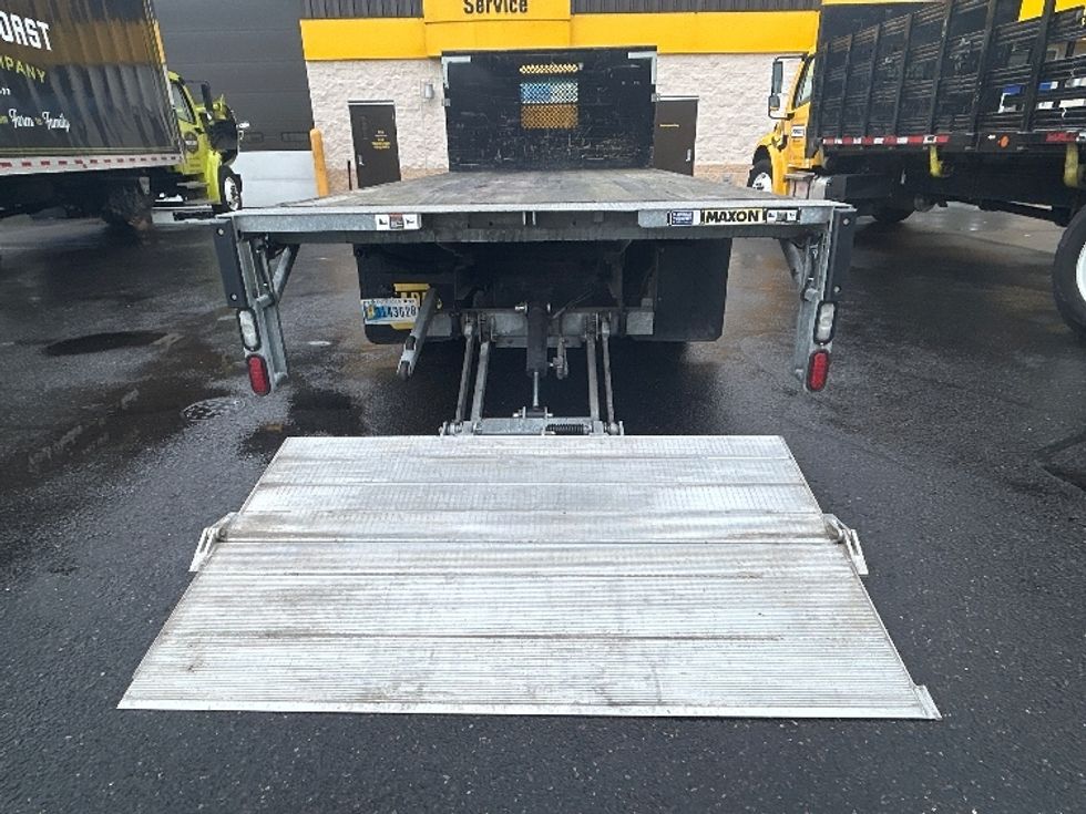 Flatbed Truck-Light and Medium Duty Trucks-Isuzu-2022-NPR-Clackamas-OR-51,609\n\t\tmiles-$ 52,500 - Image 8