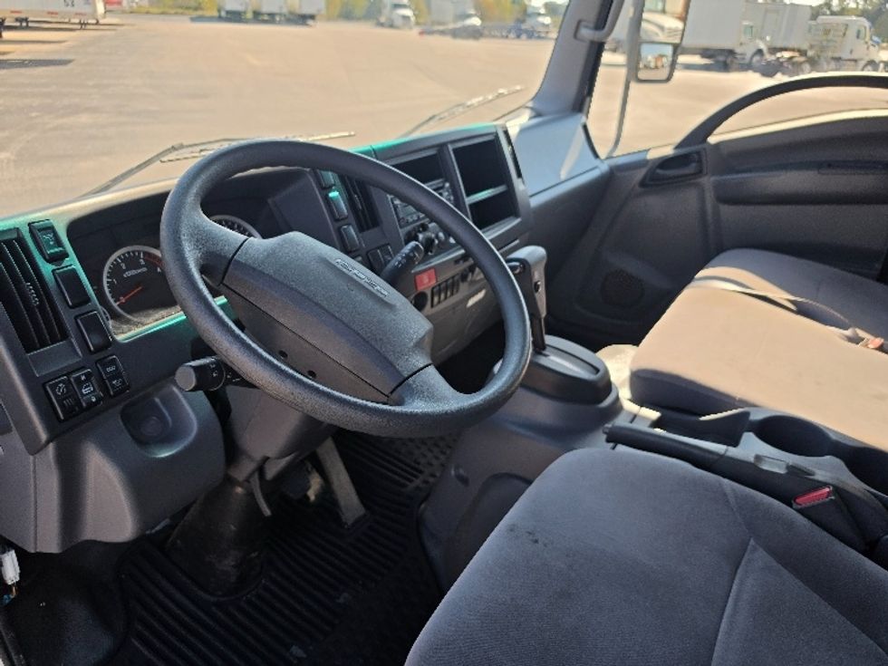 Flatbed Truck-Light and Medium Duty Trucks-Isuzu-2022-NPR-Pensacola-FL-37,645\n\t\tmiles-$ 59,000 - Image 17