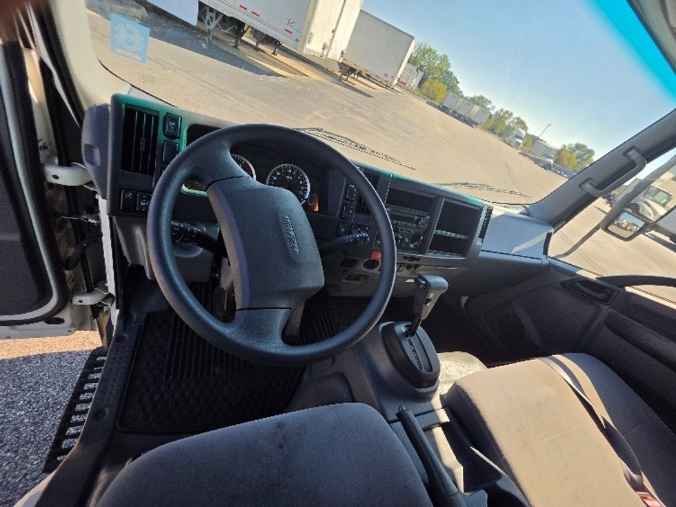 Flatbed Truck-Light and Medium Duty Trucks-Isuzu-2022-NPR-Pensacola-FL-37,645\n\t\tmiles-$ 59,000 - Image 18