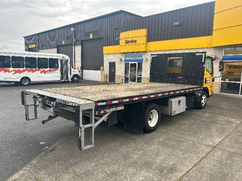 Flatbed Truck-Light and Medium Duty Trucks-Isuzu-2022-NPR-Portland-OR-42,715\n\t\tmiles-$ 53,750 - Image 10