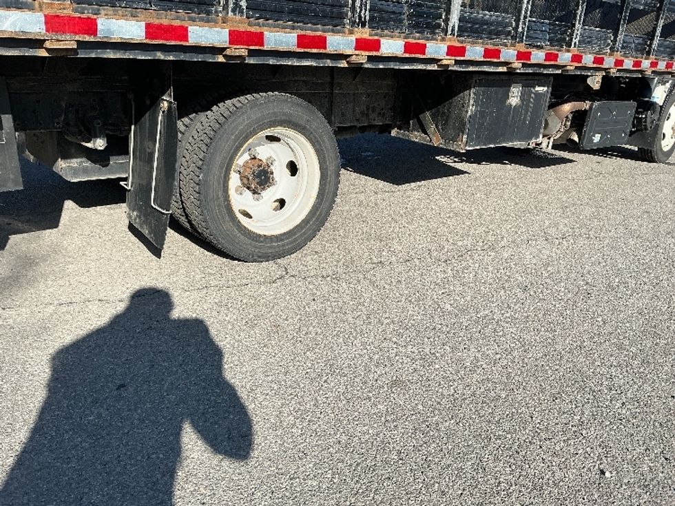 Flatbed Truck-Light and Medium Duty Trucks-Isuzu-2022-NRR-Albany-NY-89,343\n\t\tmiles-$ 48,250 - Image 14