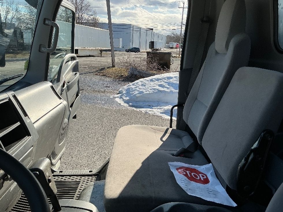 Flatbed Truck-Light and Medium Duty Trucks-Isuzu-2022-NRR-Albany-NY-89,343\n\t\tmiles-$ 48,250 - Image 19
