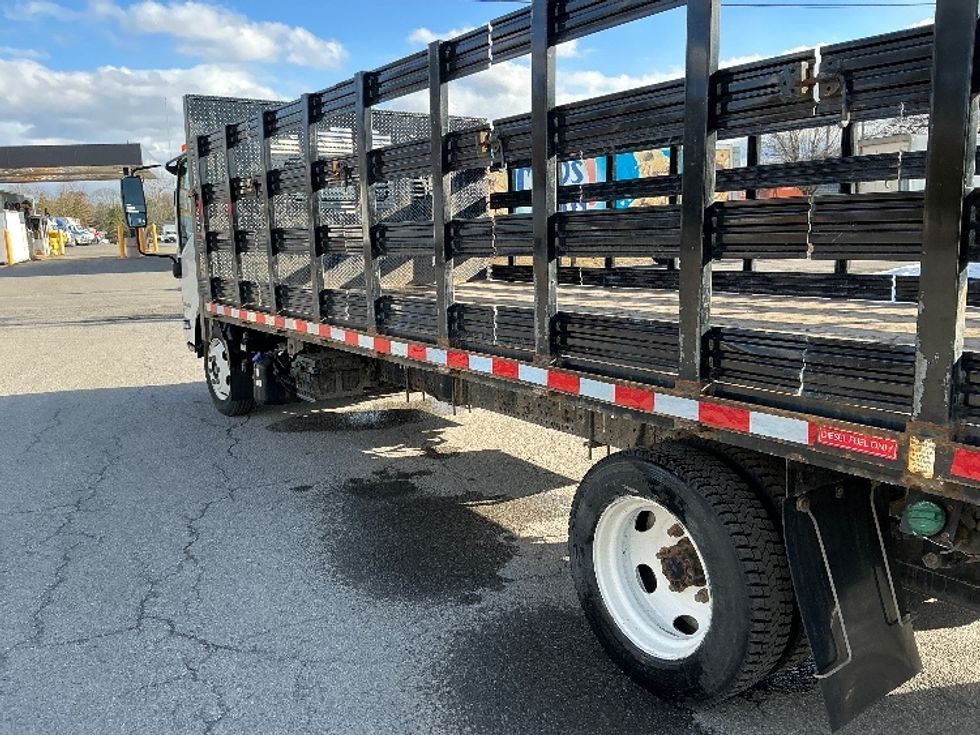 Flatbed Truck-Light and Medium Duty Trucks-Isuzu-2022-NRR-Albany-NY-89,343\n\t\tmiles-$ 48,250 - Image 25
