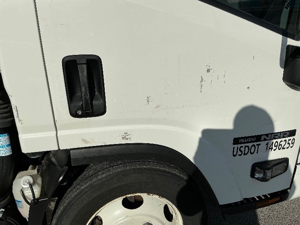 Flatbed Truck-Light and Medium Duty Trucks-Isuzu-2022-NRR-Albany-NY-89,343\n\t\tmiles-$ 48,250 - Image 27