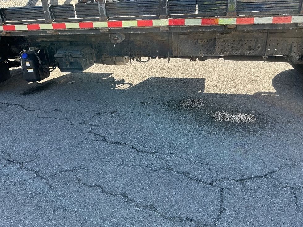 Flatbed Truck-Light and Medium Duty Trucks-Isuzu-2022-NRR-Albany-NY-89,343\n\t\tmiles-$ 48,250 - Image 5
