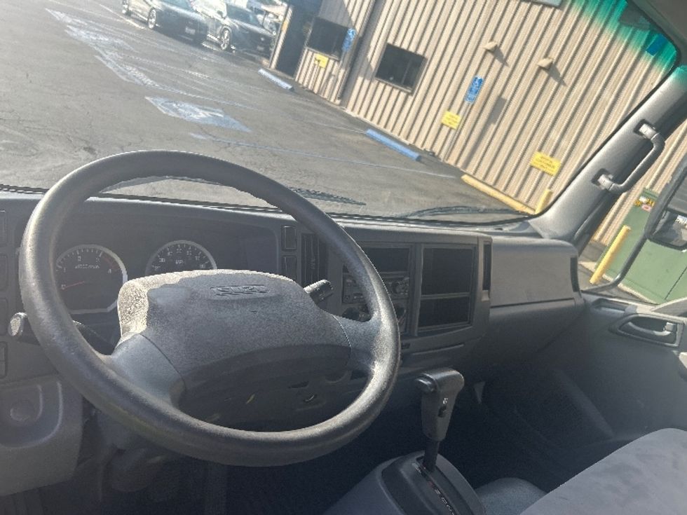 Flatbed Truck-Light and Medium Duty Trucks-Isuzu-2022-NRR-Torrance-CA-124,307\n\t\tmiles-$ 47,250 - Image 17