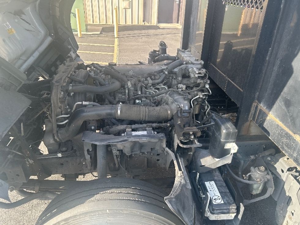 Flatbed Truck-Light and Medium Duty Trucks-Isuzu-2022-NRR-Torrance-CA-124,307\n\t\tmiles-$ 47,250 - Image 24