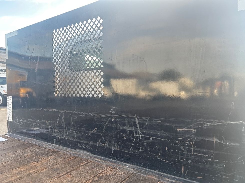 Flatbed Truck-Light and Medium Duty Trucks-Isuzu-2022-NRR-Torrance-CA-124,307\n\t\tmiles-$ 47,250 - Image 27