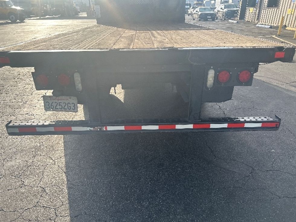Flatbed Truck-Light and Medium Duty Trucks-Isuzu-2022-NRR-Torrance-CA-124,307\n\t\tmiles-$ 47,250 - Image 9