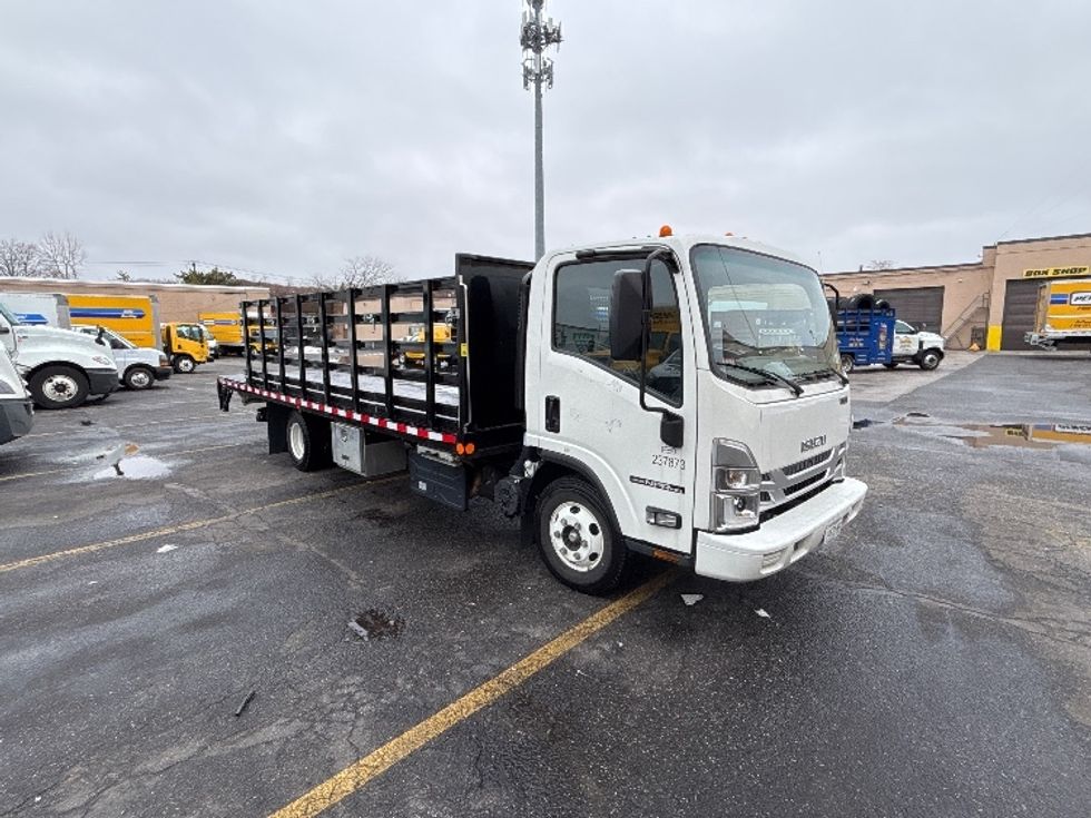 Flatbed Truck-Light and Medium Duty Trucks-Isuzu-2023-NPR-West Babylon-NY-4,726\n\t\tmiles-$ 59,750 - Image 1