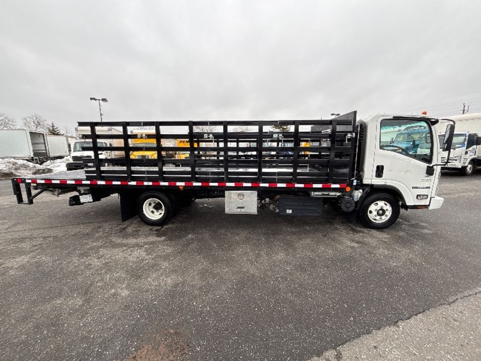 Flatbed Truck-Light and Medium Duty Trucks-Isuzu-2023-NPR-West Babylon-NY-4,726\n\t\tmiles-$ 59,750 - Image 14