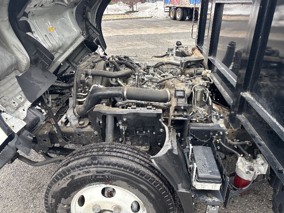 Flatbed Truck-Light and Medium Duty Trucks-Isuzu-2023-NPR-West Babylon-NY-4,726\n\t\tmiles-$ 59,750 - Image 23