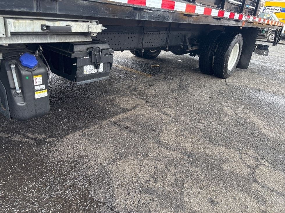 Flatbed Truck-Light and Medium Duty Trucks-Isuzu-2023-NPR-West Babylon-NY-4,726\n\t\tmiles-$ 59,750 - Image 5