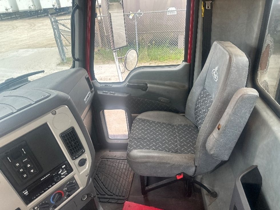 Flatbed Truck-Light and Medium Duty Trucks-Mack-2018-GU533-North Fond Du Lac-WI-166,556\n\t\tmiles-$ 89,500 - Image 15