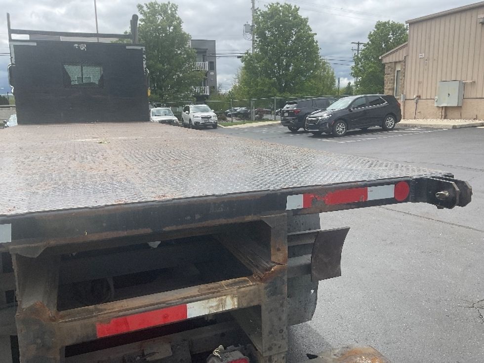 Flatbed Truck-Light and Medium Duty Trucks-Mack-2019-GRANITE-Bethlehem-PA-193,629\n\t\tmiles-$ 103,000 - Image 12