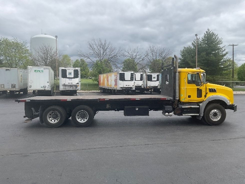 Flatbed Truck-Light and Medium Duty Trucks-Mack-2019-GRANITE-Bethlehem-PA-193,629\n\t\tmiles-$ 103,000 - Image 15