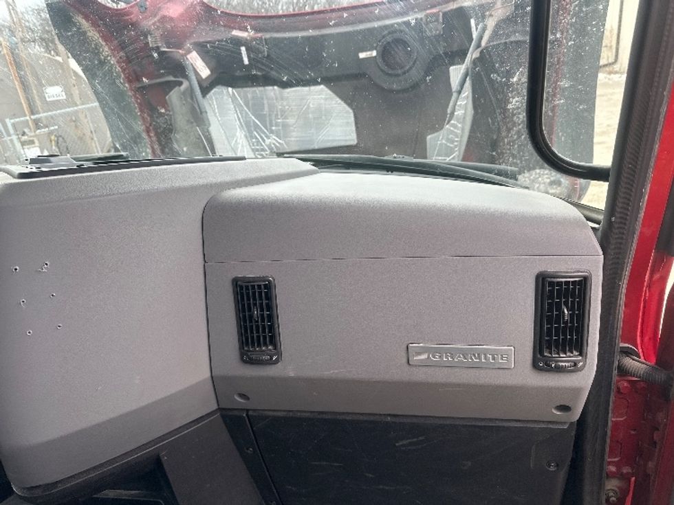 Flatbed Truck-Light and Medium Duty Trucks-Mack-2020-GU533-North Fond Du Lac-WI-134,483\n\t\tmiles-$ 76,000 - Image 17