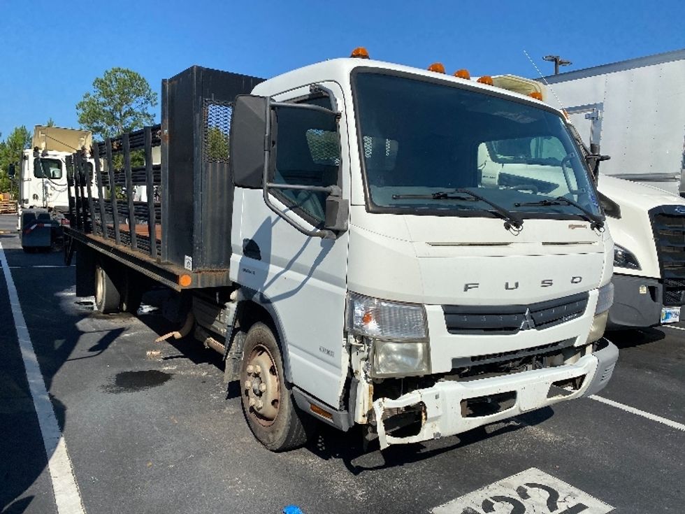 Flatbed Truck-Light and Medium Duty Trucks-Mitsubishi-2013-FEC72S-Ladson-SC-185,434\n\t\tmiles-$ 10,000 - Image 1