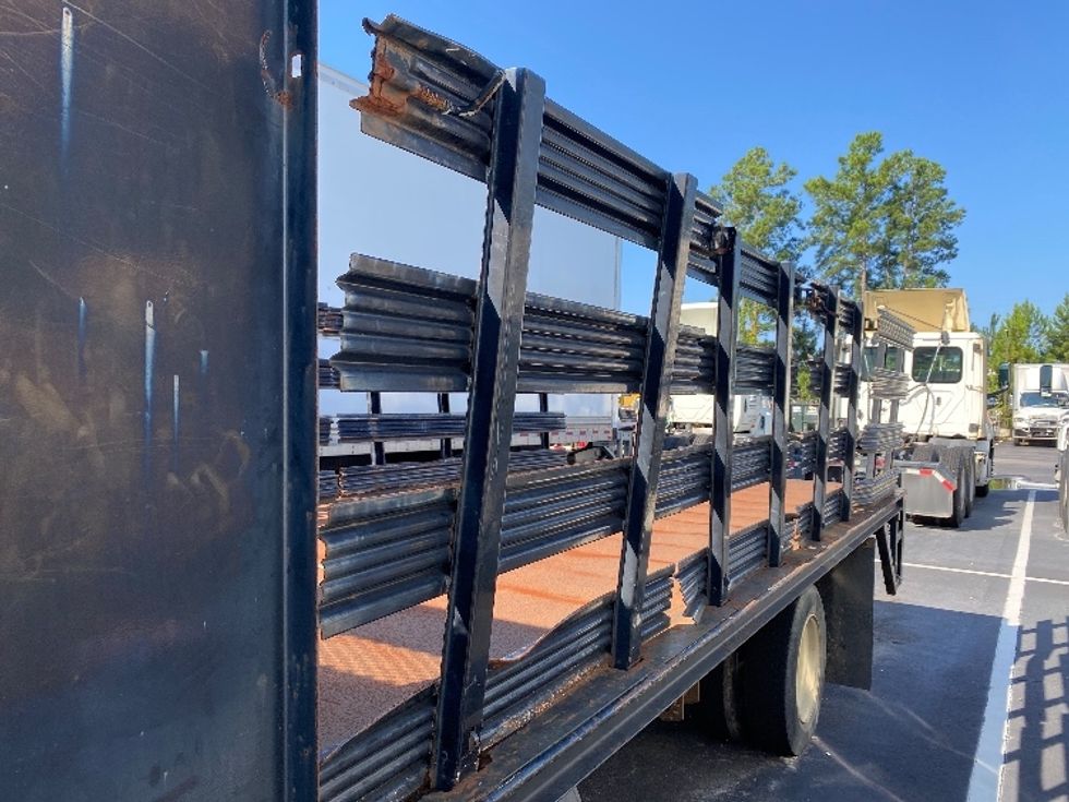 Flatbed Truck-Light and Medium Duty Trucks-Mitsubishi-2013-FEC72S-Ladson-SC-185,434\n\t\tmiles-$ 10,000 - Image 22