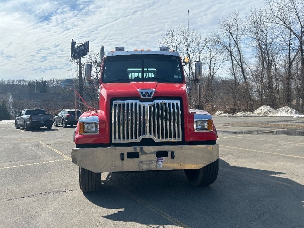 Flatbed Truck-Light and Medium Duty Trucks-Western Star-2018-4700-Montgomery-NY-106,441\n\t\tmiles-$ 56,000 - Image 2