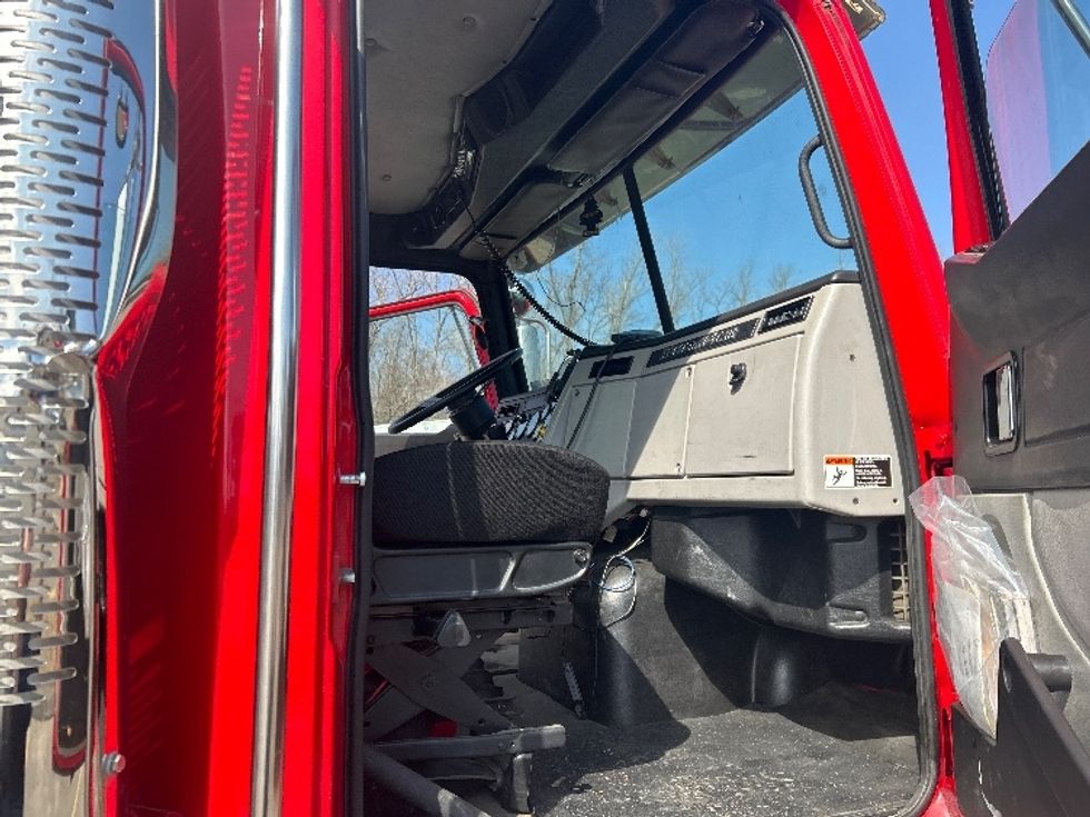 Flatbed Truck-Light and Medium Duty Trucks-Western Star-2018-4700-Montgomery-NY-106,441\n\t\tmiles-$ 56,000 - Image 20