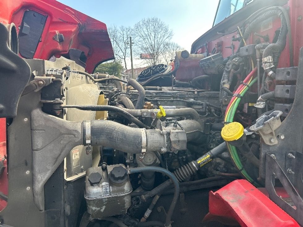 Flatbed Truck-Light and Medium Duty Trucks-Western Star-2018-4700-Montgomery-NY-106,441\n\t\tmiles-$ 56,000 - Image 24