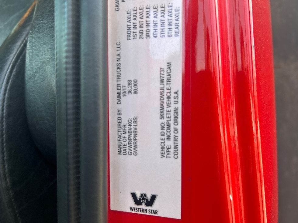 Flatbed Truck-Light and Medium Duty Trucks-Western Star-2018-4700-Montgomery-NY-106,441\n\t\tmiles-$ 56,000 - Image 25
