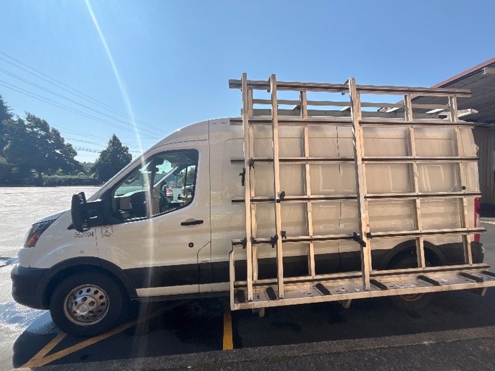 Glass Truck-Specialized Equipment-Ford-2020-TRAN350-Kent-WA-168,426\n\t\tmiles-$ 28,250 - Image 4