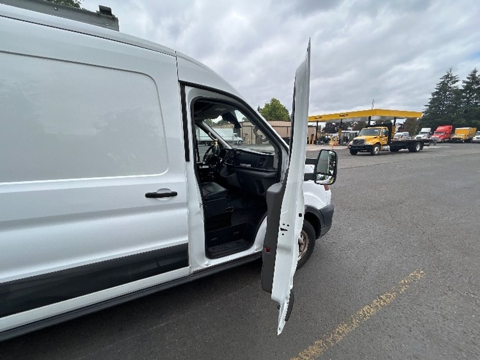 Glass Truck-Specialized Equipment-Ford-2020-TRAN350-Portland-OR-113,485\n\t\tmiles-$ 35,000 - Image 17