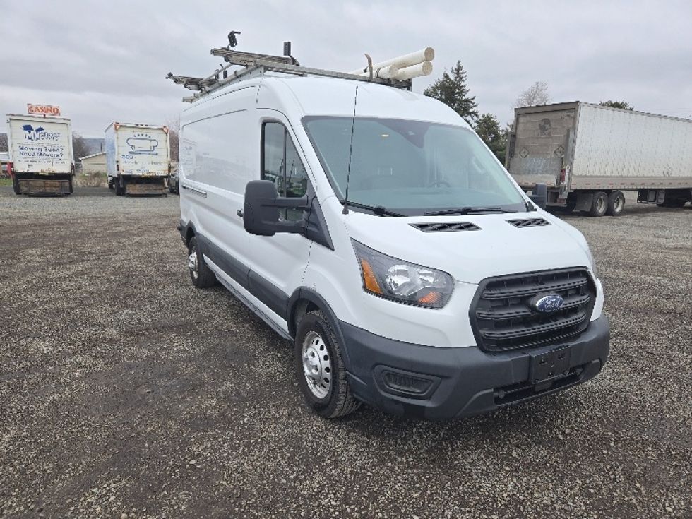 Glass Truck-Specialized Equipment-Ford-2020-TRAN350-Yakima-WA-201,611\n\t\tmiles-$ 22,500 - Image 1