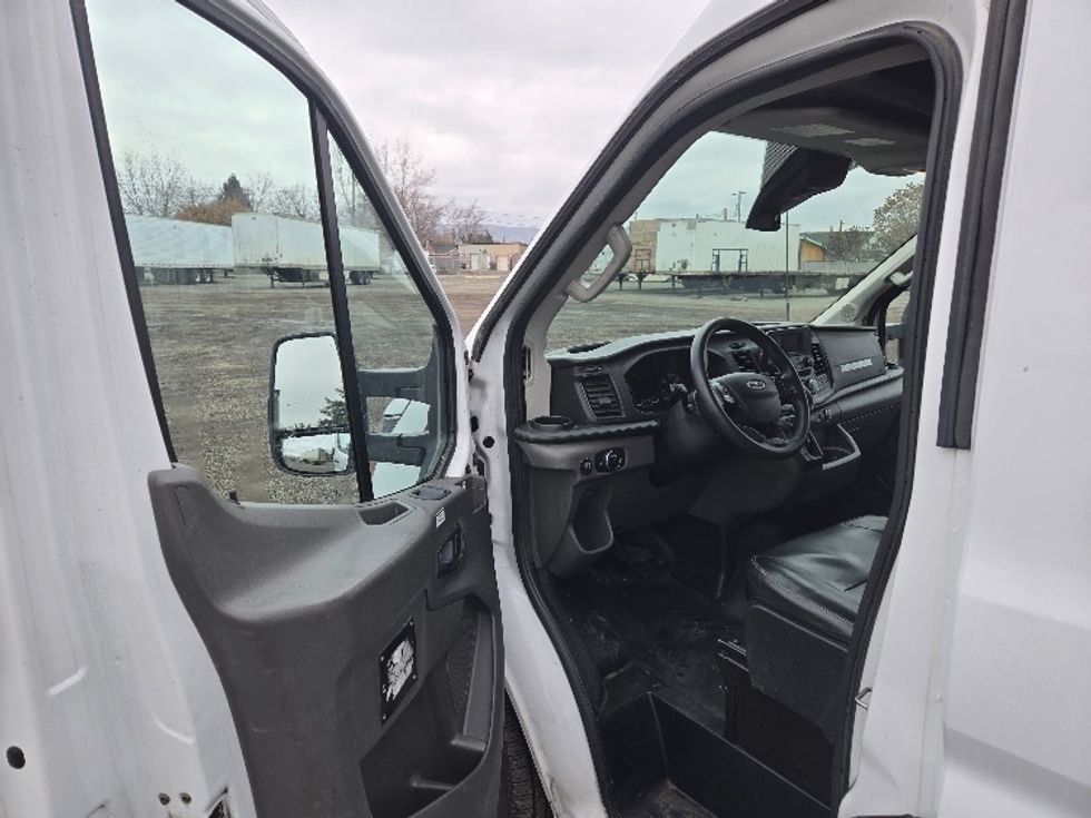 Glass Truck-Specialized Equipment-Ford-2020-TRAN350-Yakima-WA-201,611\n\t\tmiles-$ 22,500 - Image 12