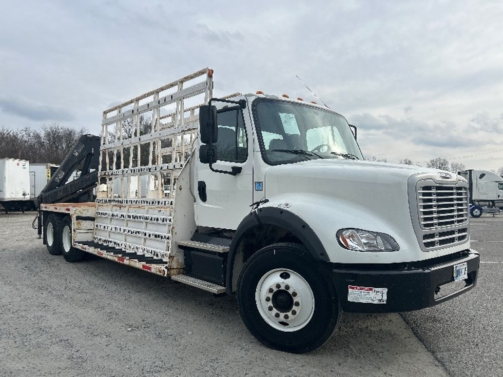 Glass Truck-Specialized Equipment-Freightliner-2016-M211264S-Richmond-VA-257,139\n\t\tmiles-$ 66,000 - Image 1