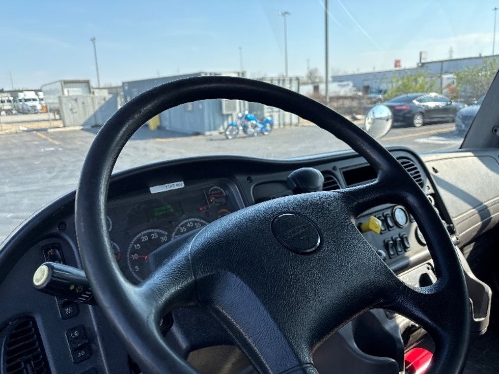 Glass Truck-Specialized Equipment-Freightliner-2019-M2-Columbus-OH-263,282\n\t\tmiles-$ 41,750 - Image 14