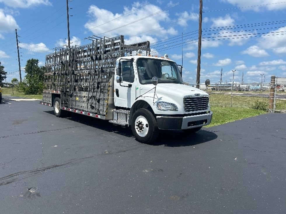 Glass Truck-Specialized Equipment-Freightliner-2021-M2-Indianapolis-IN-262,861\n\t\tmiles-$ 40,500 - Image 1