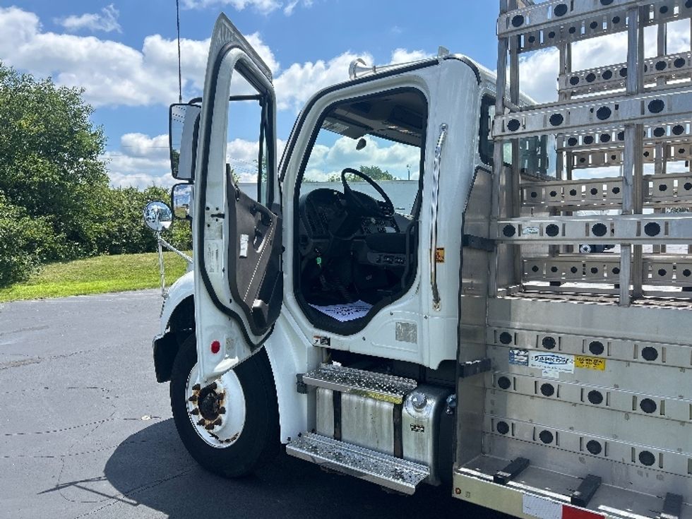 Glass Truck-Specialized Equipment-Freightliner-2021-M2-Indianapolis-IN-262,861\n\t\tmiles-$ 40,500 - Image 15
