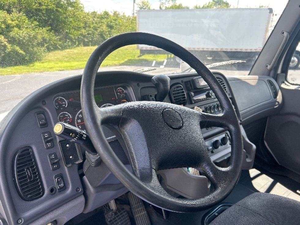Glass Truck-Specialized Equipment-Freightliner-2021-M2-Indianapolis-IN-262,861\n\t\tmiles-$ 40,500 - Image 16