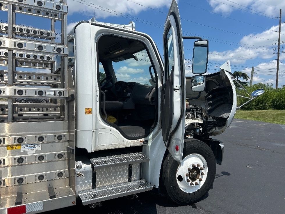 Glass Truck-Specialized Equipment-Freightliner-2021-M2-Indianapolis-IN-262,861\n\t\tmiles-$ 40,500 - Image 19