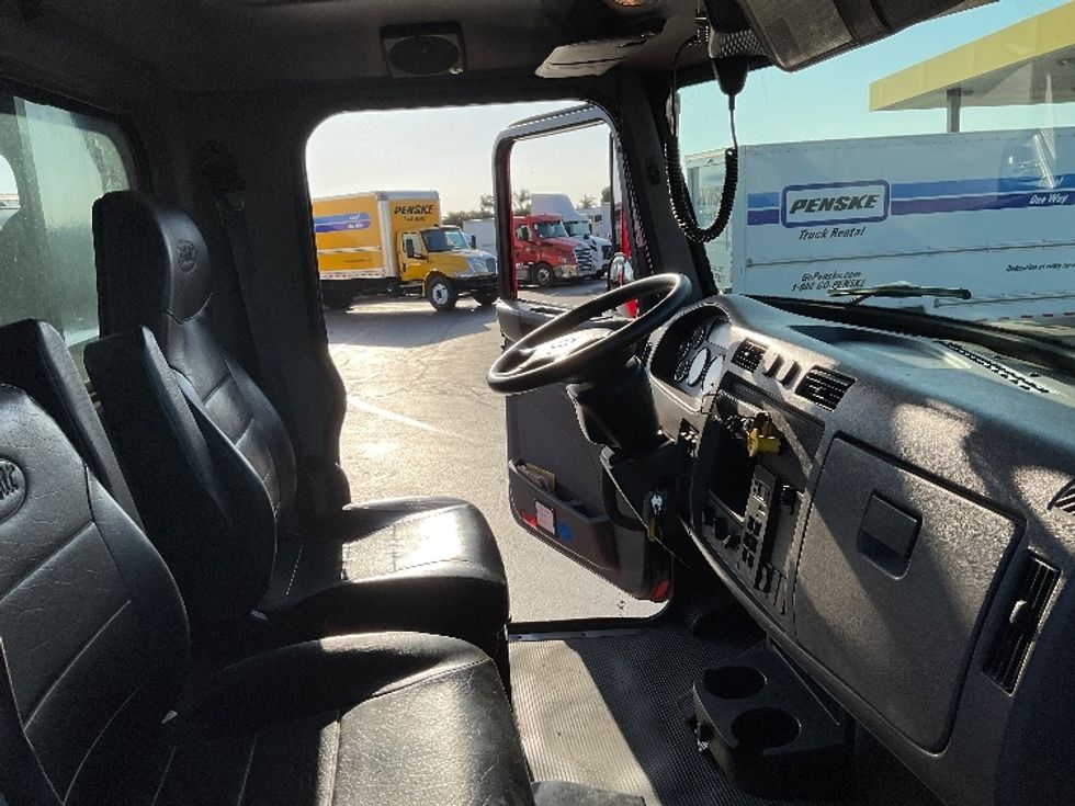 Glass Truck-Specialized Equipment-Peterbilt-2017-337-Torrance-CA-56,359\n\t\tmiles-$ 46,750 - Image 22