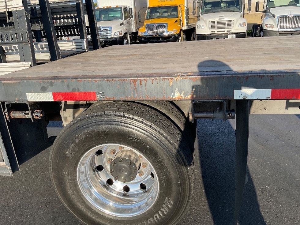 Glass Truck-Specialized Equipment-Peterbilt-2017-337-Torrance-CA-56,359\n\t\tmiles-$ 46,750 - Image 29