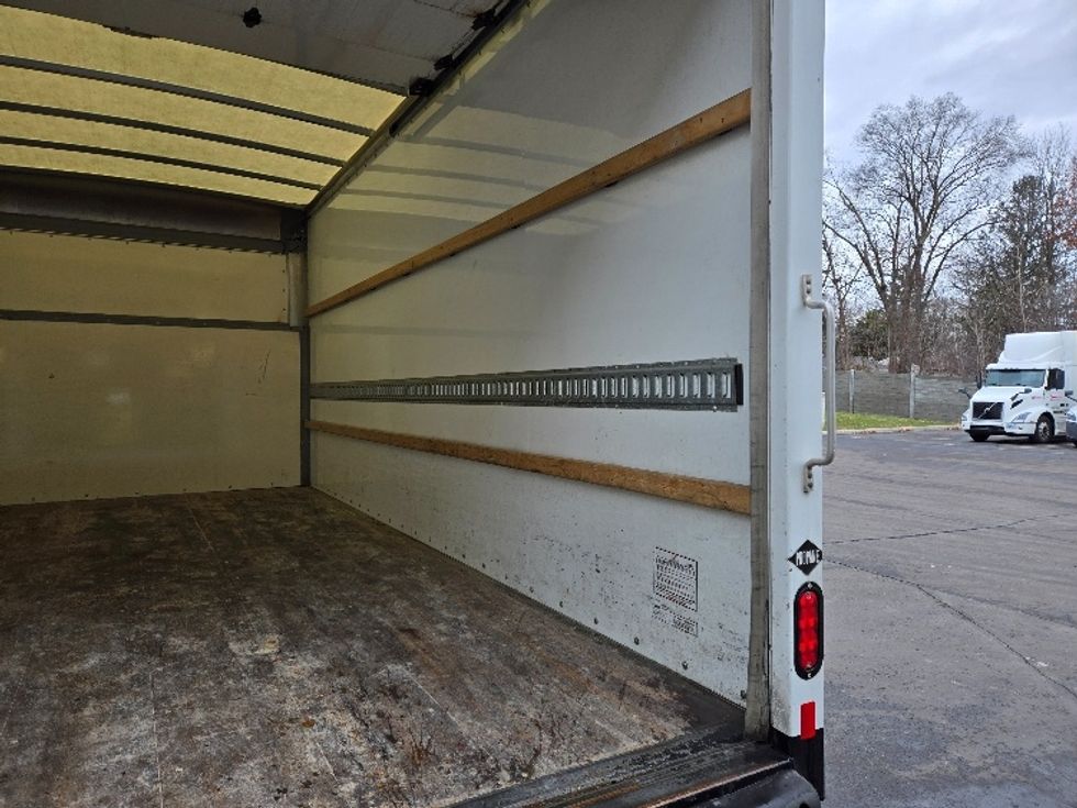 Light Duty Box Truck-Alternative Fuel Trucks & Tractors-Ford-2023-E350-Ypsilanti-MI-75,068\n\t\tmiles-$ 31,250 - Image 11