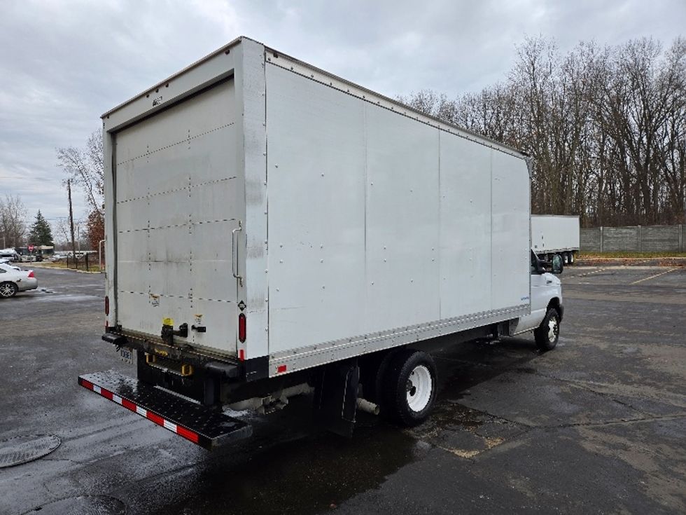 Light Duty Box Truck-Alternative Fuel Trucks & Tractors-Ford-2023-E350-Ypsilanti-MI-75,068\n\t\tmiles-$ 31,250 - Image 12