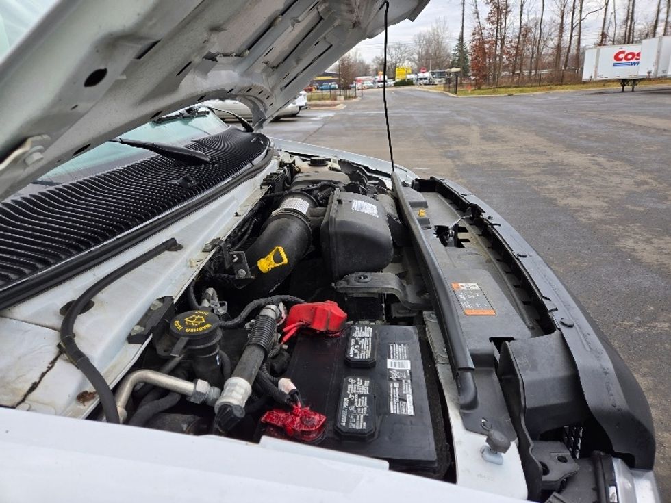 Light Duty Box Truck-Alternative Fuel Trucks & Tractors-Ford-2023-E350-Ypsilanti-MI-75,068\n\t\tmiles-$ 31,250 - Image 21