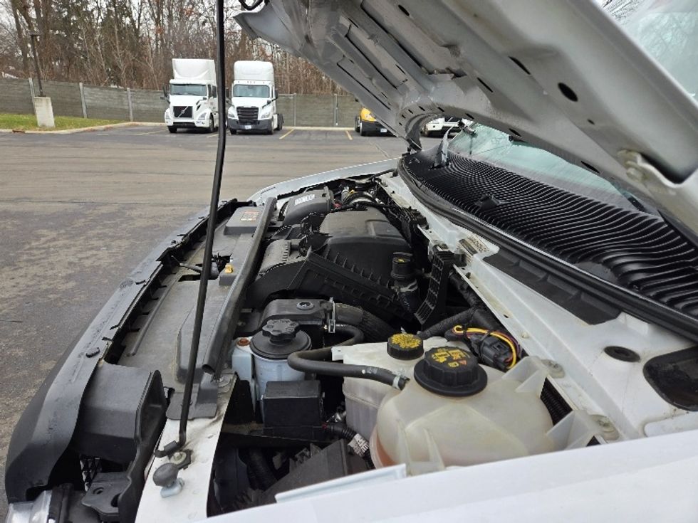 Light Duty Box Truck-Alternative Fuel Trucks & Tractors-Ford-2023-E350-Ypsilanti-MI-75,068\n\t\tmiles-$ 31,250 - Image 22