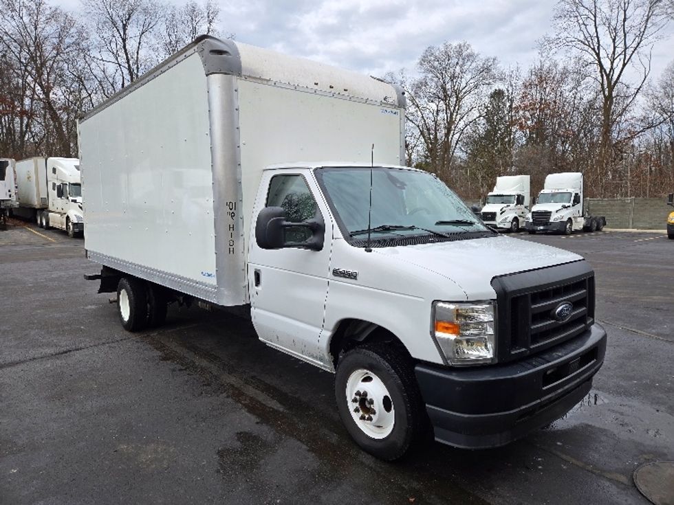 Light Duty Box Truck-Alternative Fuel Trucks & Tractors-Ford-2023-E350-Ypsilanti-MI-82,689\n\t\tmiles-$ 34,500 - Image 1