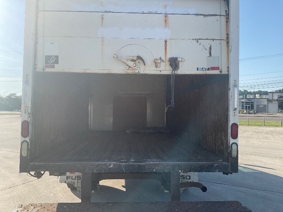 Light Duty Box Truck-Light and Medium Duty Trucks-Chevrolet-2007-EXPRESS-Knoxville-TN-530,971\n\t\tmiles-$ 9,000 - Image 7