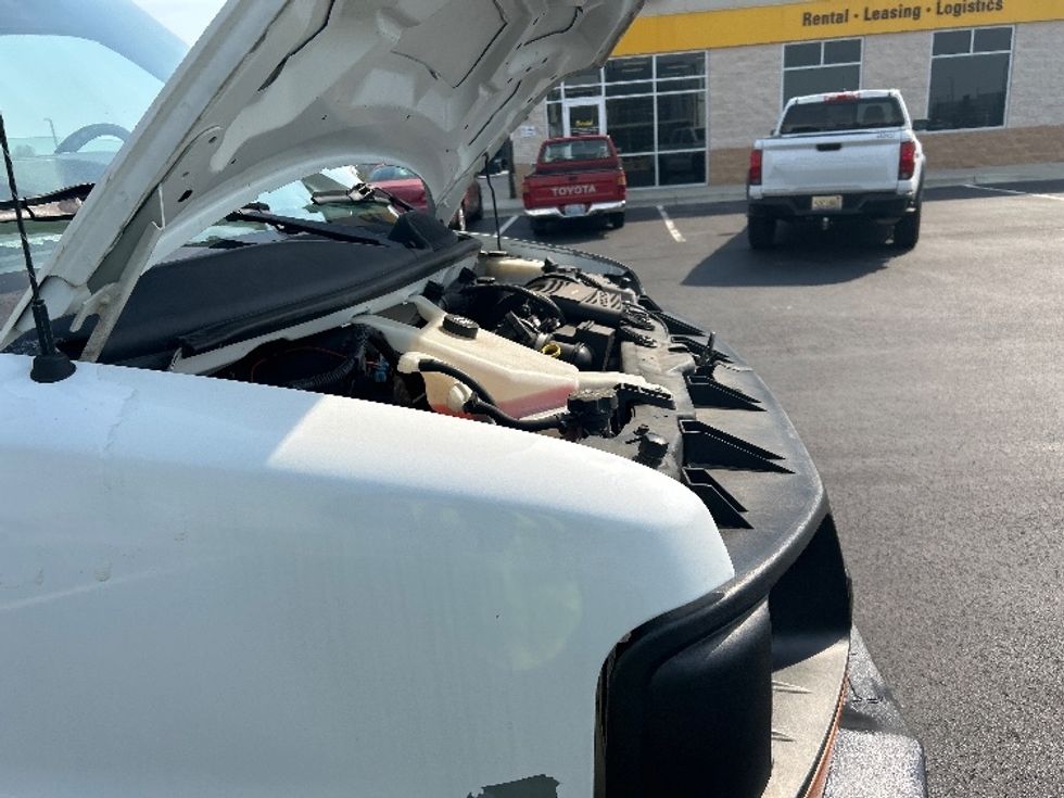 Light Duty Box Truck-Light and Medium Duty Trucks-Chevrolet-2010-EXPRESS-Madison-AL-154,834\n\t\tmiles-$ 8,000 - Image 23