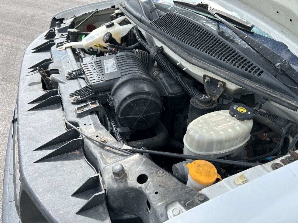 Light Duty Box Truck-Light and Medium Duty Trucks-Chevrolet-2017-EXPRESS-Idaho Falls-ID-223,265\n\t\tmiles-$ 7,500 - Image 24