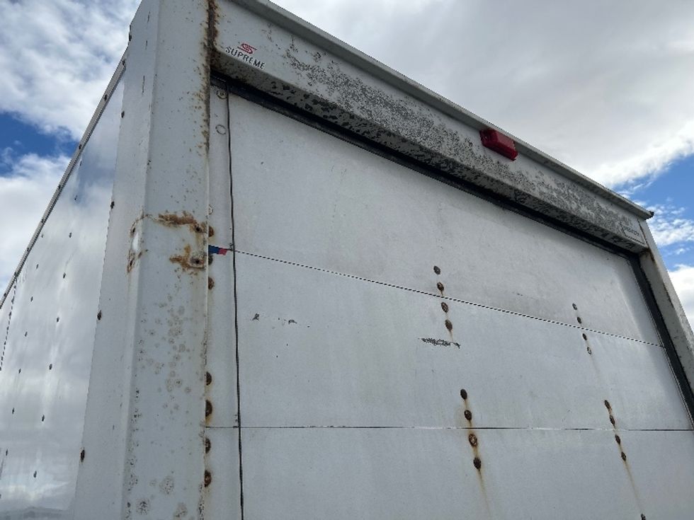 Light Duty Box Truck-Light and Medium Duty Trucks-Chevrolet-2017-EXPRESS-Idaho Falls-ID-223,265\n\t\tmiles-$ 7,500 - Image 25