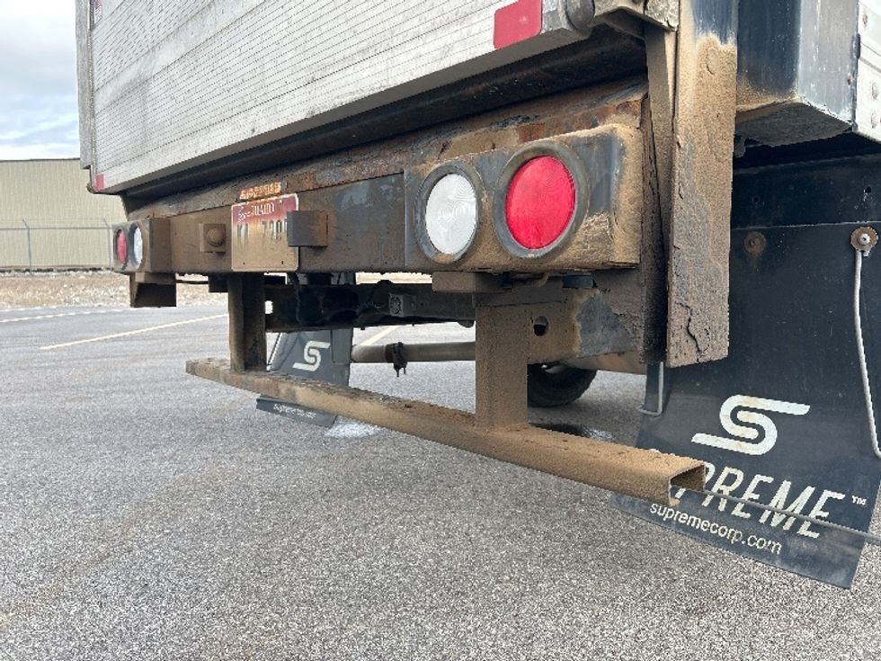 Light Duty Box Truck-Light and Medium Duty Trucks-Chevrolet-2017-EXPRESS-Idaho Falls-ID-223,265\n\t\tmiles-$ 7,500 - Image 26